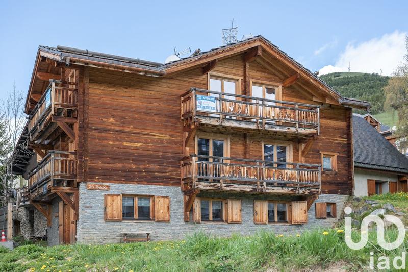 Châlet - 288 m² - 10 pièces