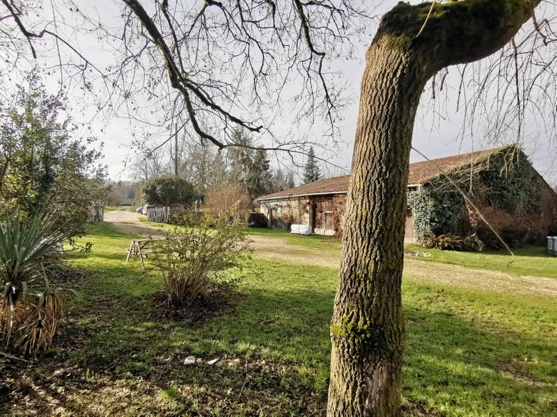 Maison - 248 m² - 10 pièces