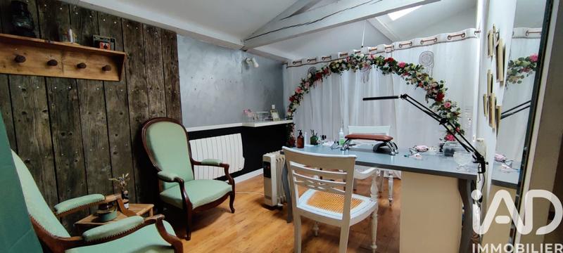 Maison - 229 m² - 7 pièces