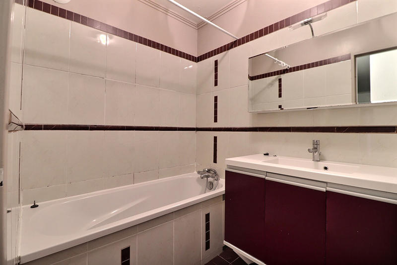 Appartement - 102 m² - 5 pièces