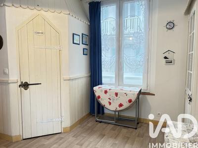 Studio - 12 m² - 1 pièce