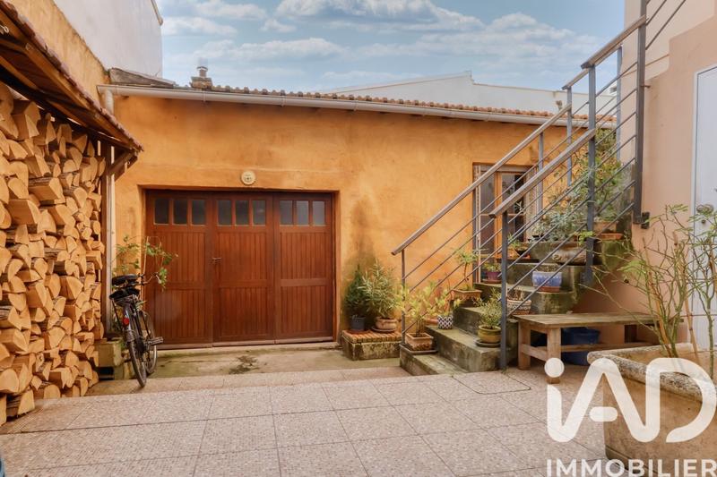 Maison - 228 m² - 8 pièces