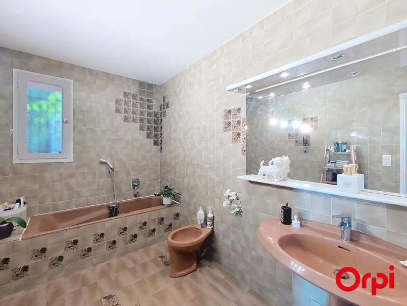 Maison - 155 m² - 6 pièces