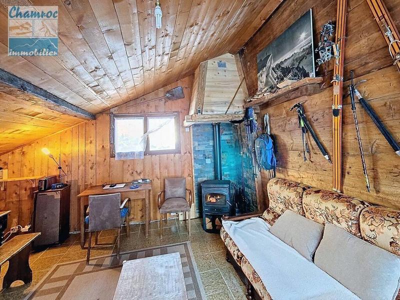 Châlet - 444 m² - 11 pièces