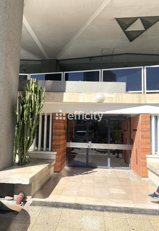 Appartement - 166 m² - 5 pièces