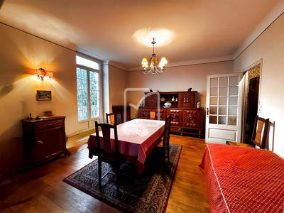 Maison - 120 m² - 7 pièces