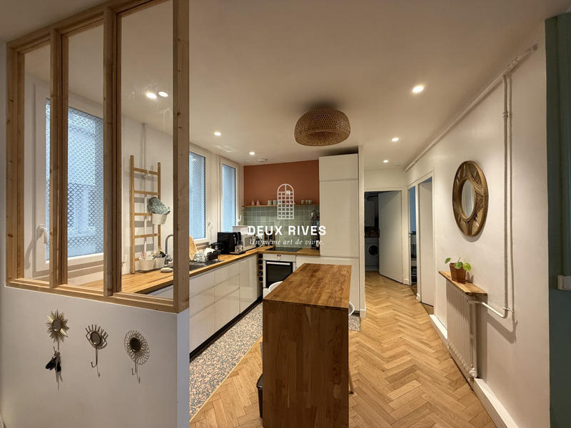 Appartement - 77 m² - 3 pièces