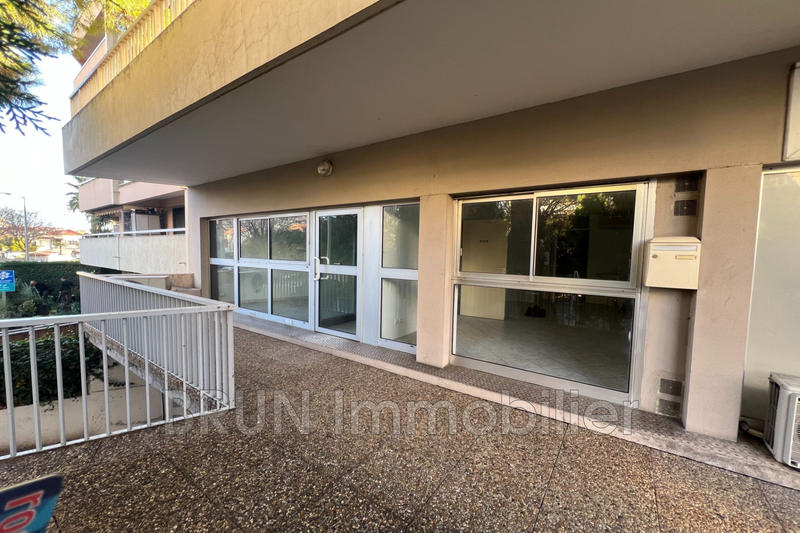 Local commercial - 80 m²