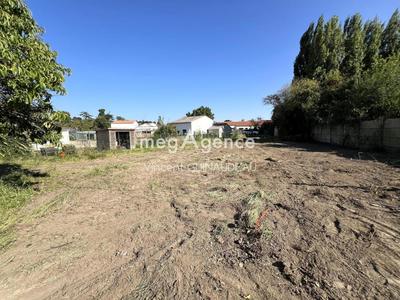 Terrain constructible - 500 m²