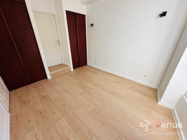 Appartement - 106 m² - 3 pièces