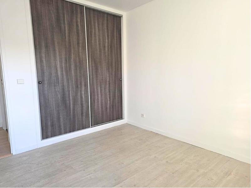 Appartement - 80 m² - 3 pièces