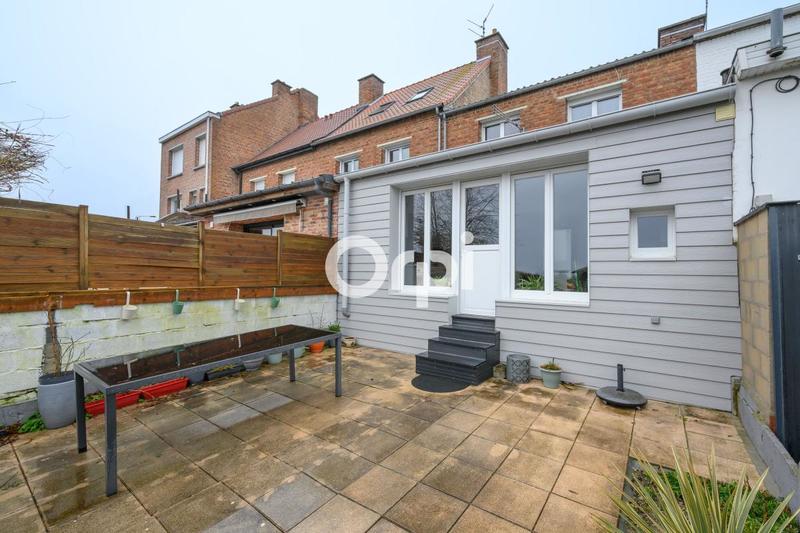 Maison - 94 m² - 4 pièces