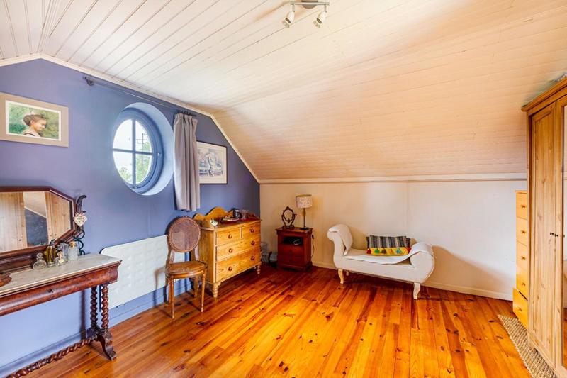 Maison - 99 m² - 4 pièces