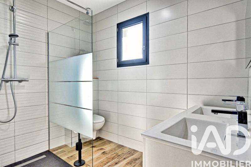 Maison - 142 m² - 5 pièces