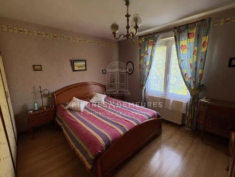 Manoir - 203 m² - 13 pièces