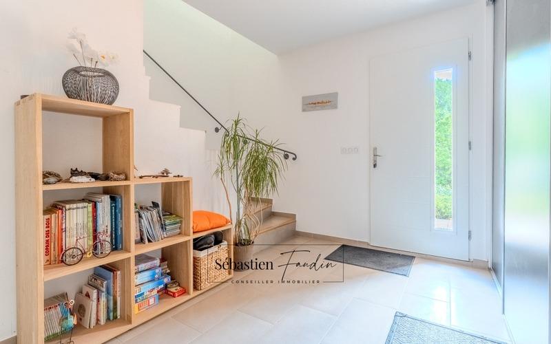 Maison - 262 m² - 8 pièces