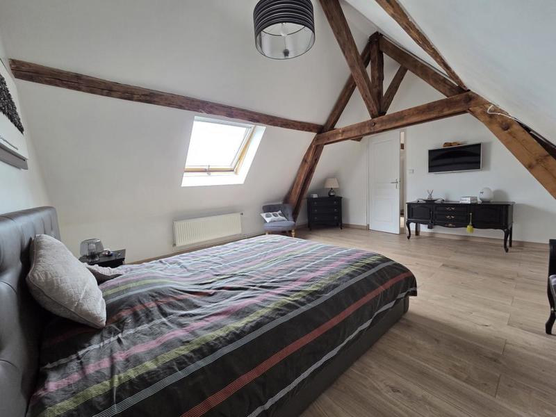 Maison de village - 258 m² - 9 pièces