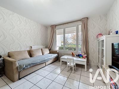Appartement - 81 m² - 4 pièces