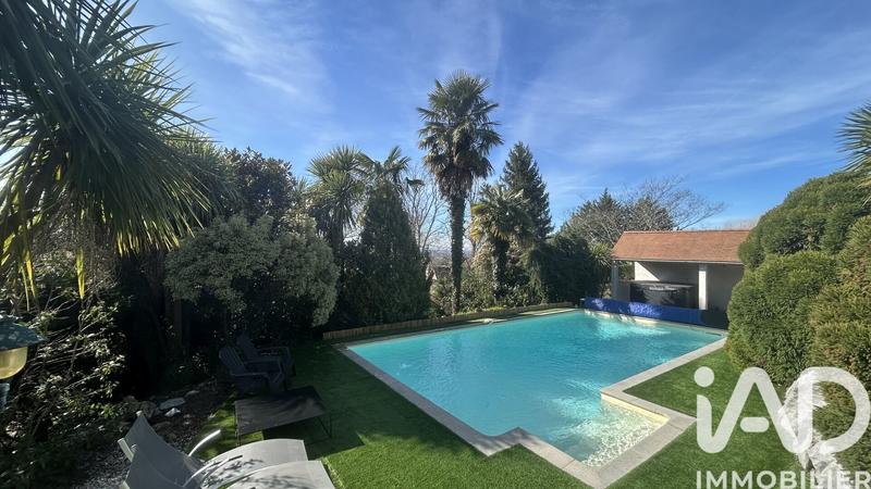 Maison - 152 m² - 5 pièces