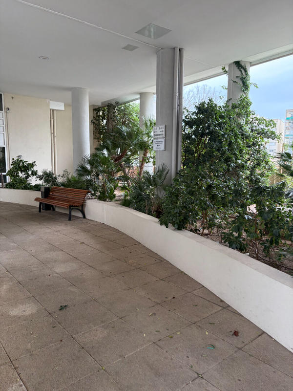 Appartement - 93 m² - 4 pièces