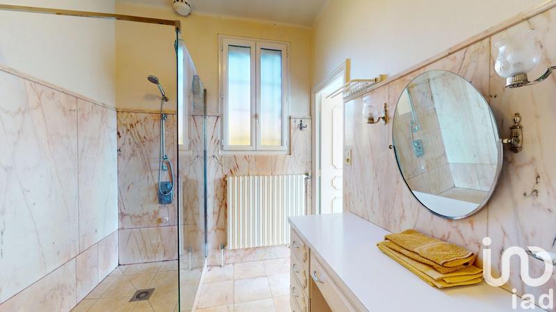 Maison de maîtres - 188 m² - 8 pièces