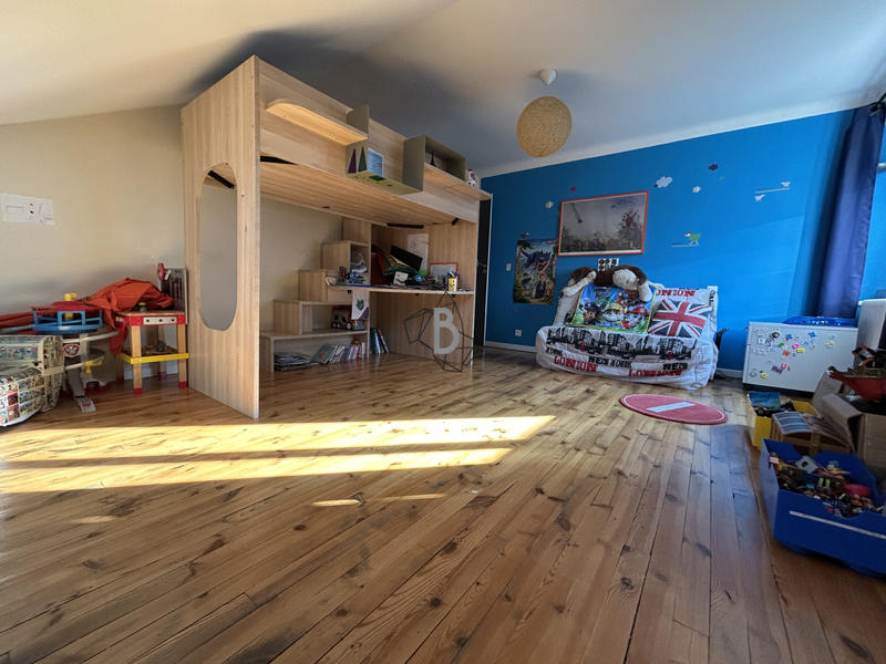 Maison - 171 m² - 5 pièces