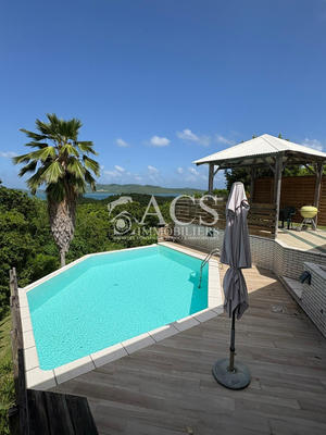 Maison - 87 m² - 4 pièces