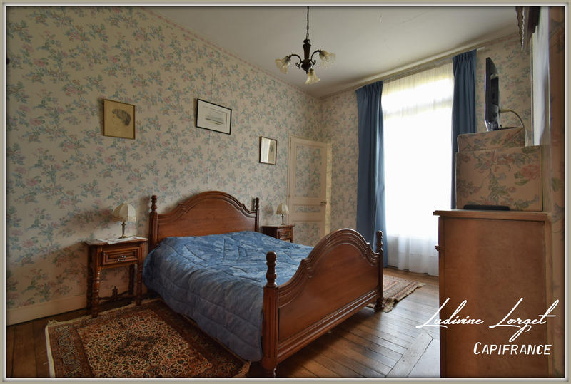 Corps de ferme - 336 m² - 10 pièces