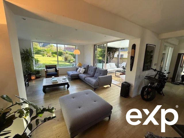 Maison - 127 m² - 5 pièces