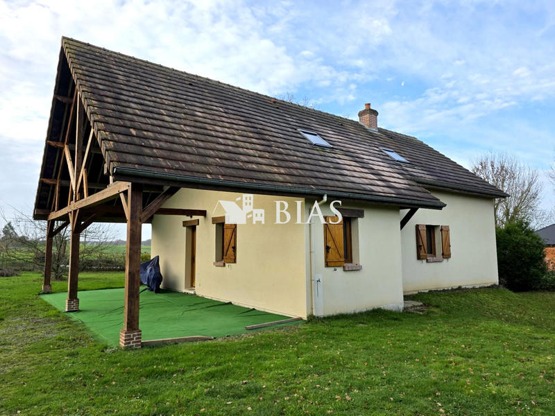 Maison traditionnelle - 131 m² - 6 pièces