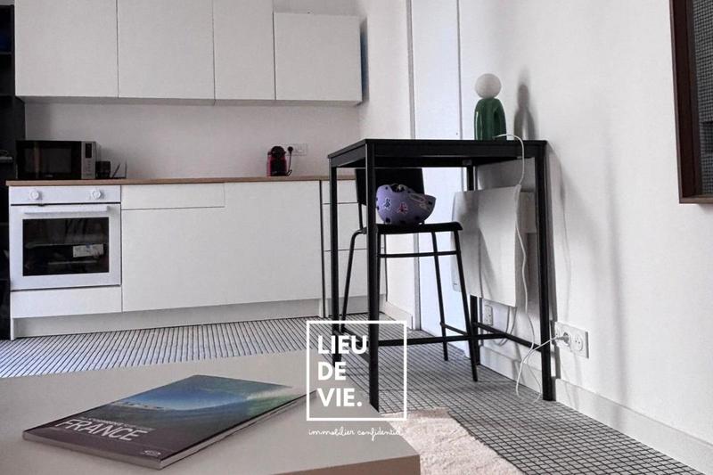 Appartement ancien - 19 m² - 1 pièce