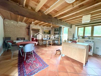 Maison - 161 m² - 5 pièces