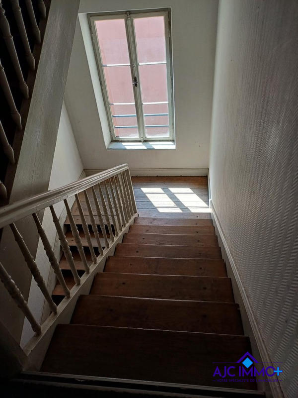 Appartement - 88 m² - 4 pièces