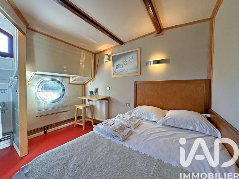 Maison - 180 m² - 8 pièces