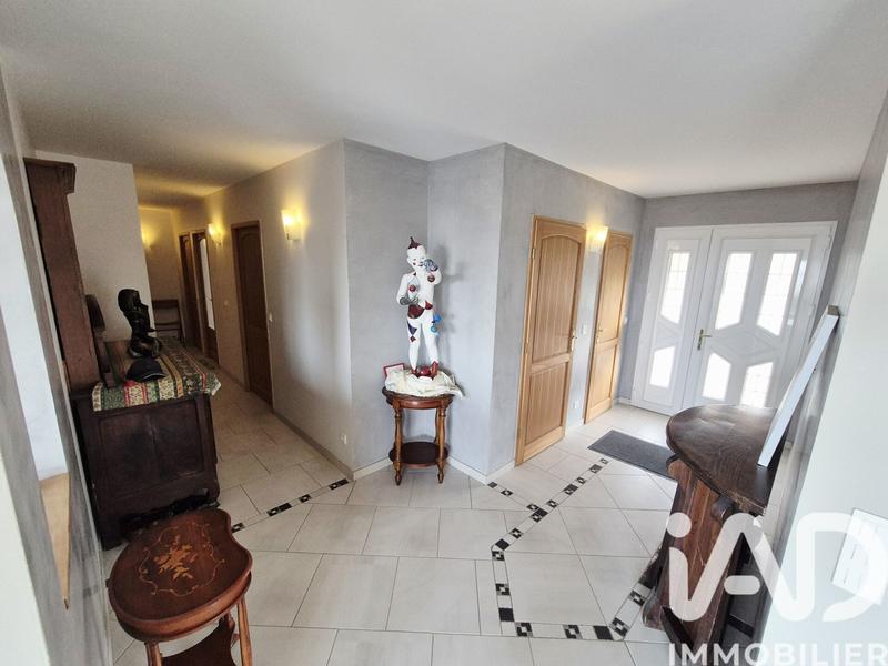 Maison - 179 m² - 5 pièces