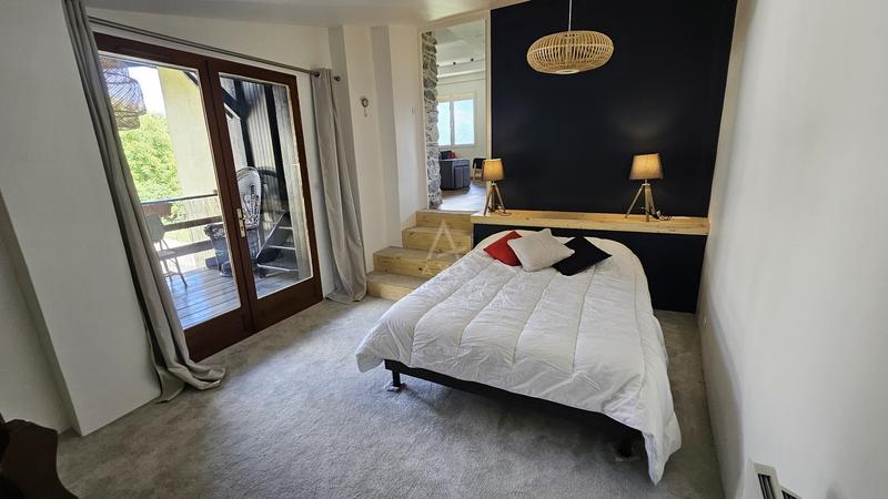 Maison - 111 m² - 5 pièces