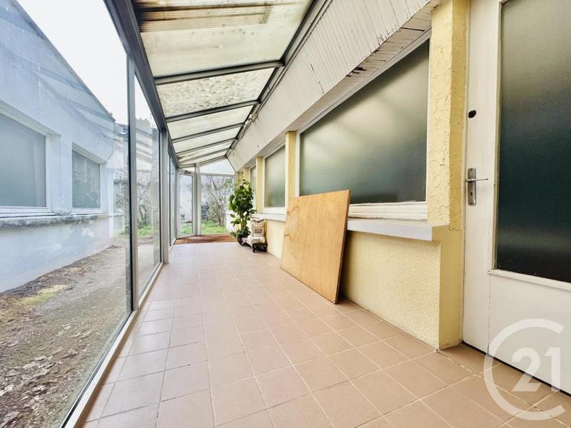 Maison de ville - 334 m² - 21 pièces