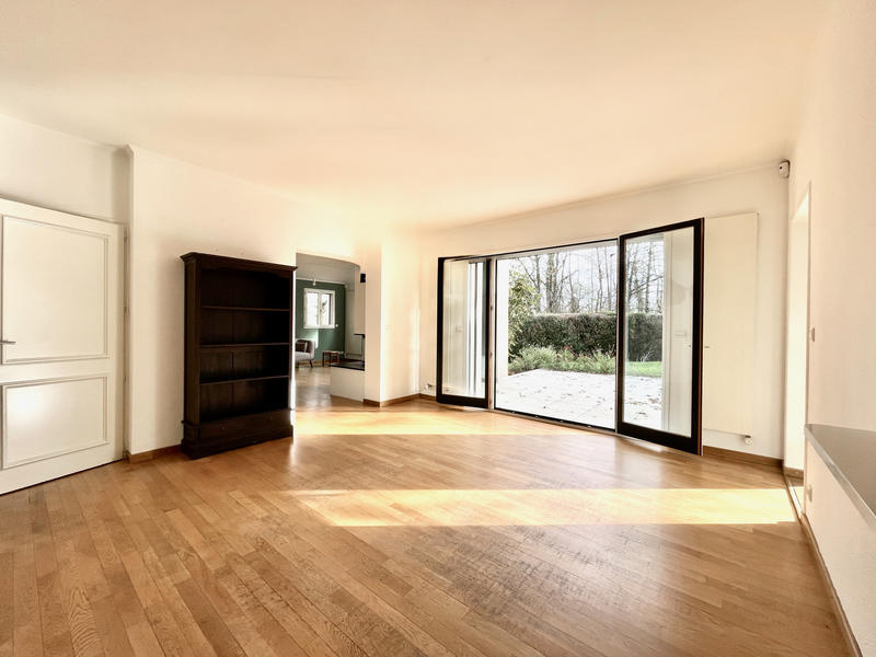 Maison - 203 m² - 7 pièces