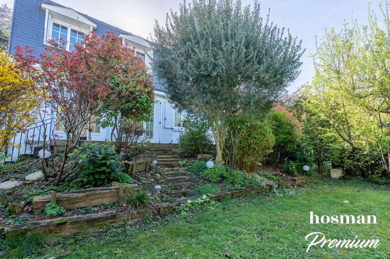 Maison - 184 m² - 6 pièces