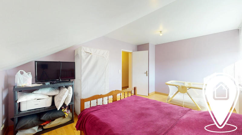 Maison - 81 m² - 5 pièces