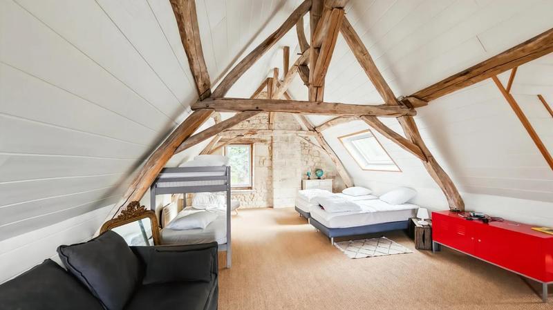 Château - 150 m² - 5 pièces