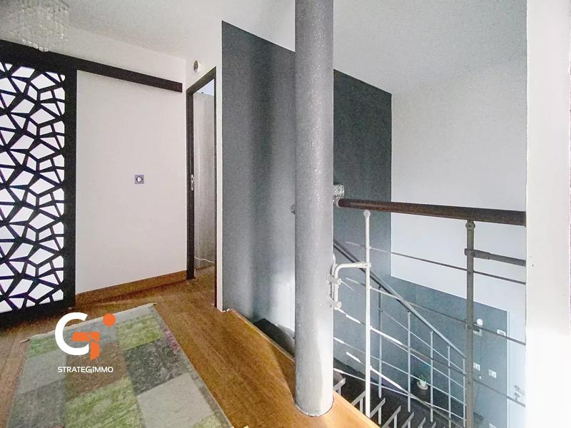 Maison - 143 m² - 6 pièces