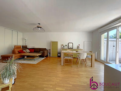 Appartement - 87 m² - 3 pièces