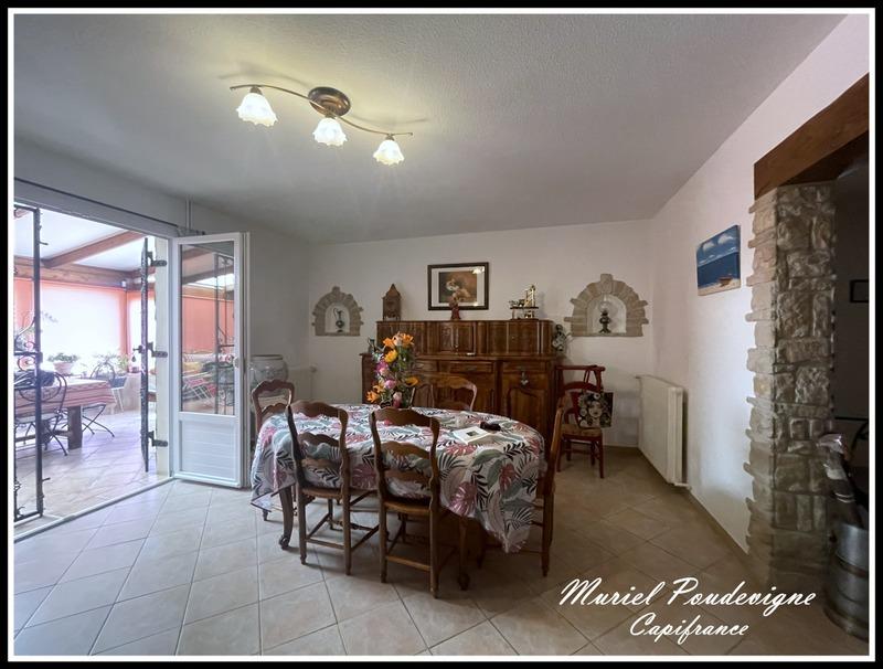 Maison - 212 m² - 8 pièces