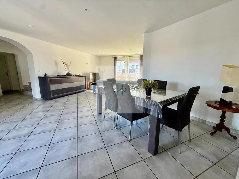 Maison - 128 m² - 5 pièces