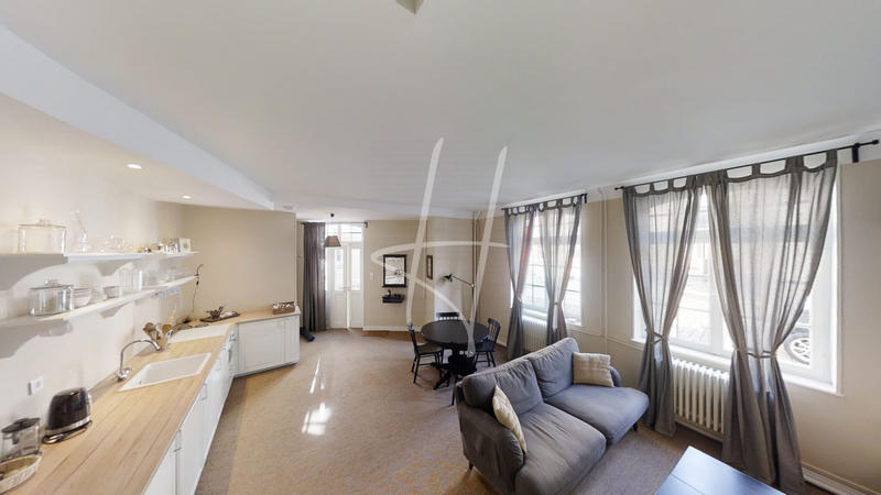 Appartement - 65 m² - 2 pièces