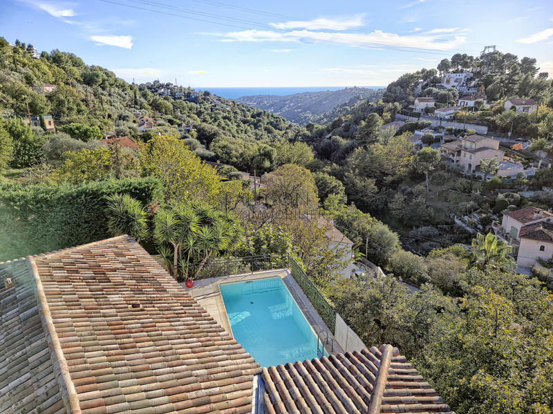 Villa - 165 m² - 6 pièces