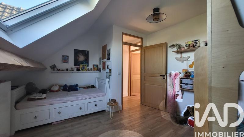 Maison - 209 m² - 7 pièces