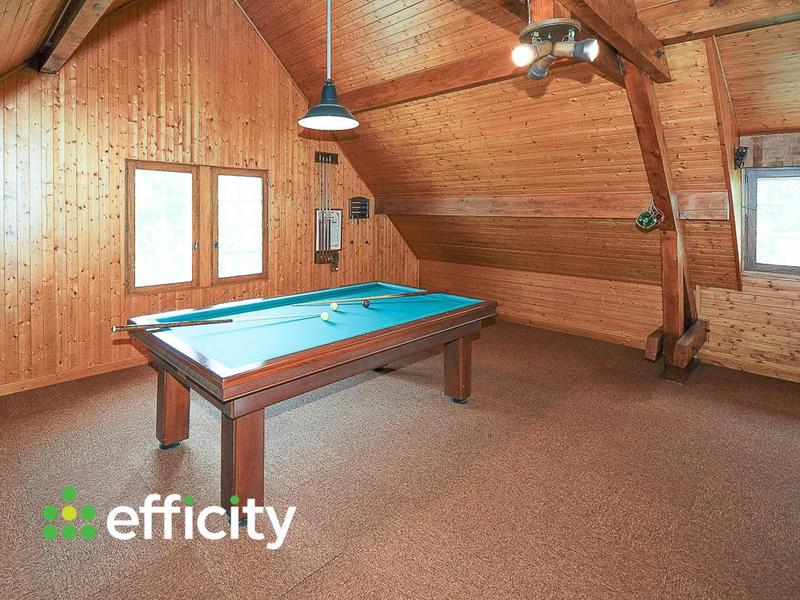 Maison - 365 m² - 5 pièces