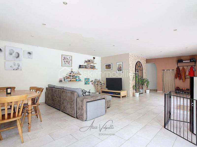 Maison - 150 m² - 6 pièces